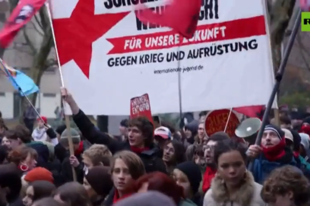 Youth-led protests sweep Germany as Merz moves to revive conscription (VIDEO)