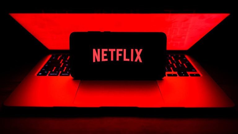 Musk tweets wipe $15bn off Netflix value