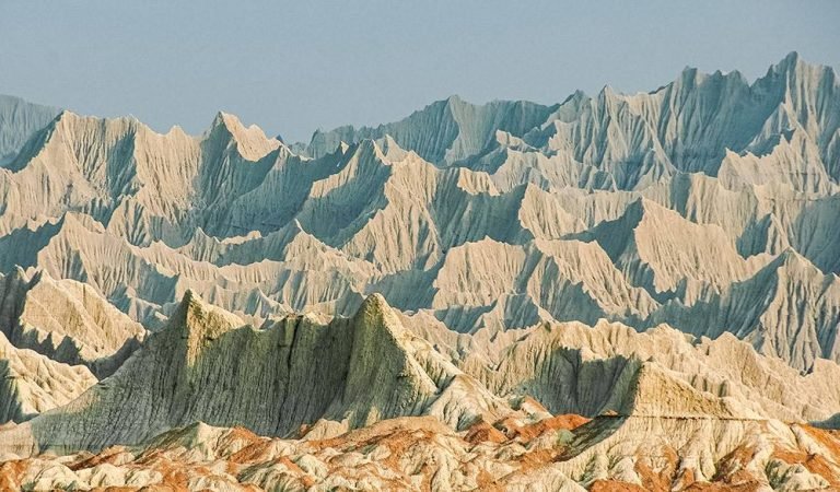 The Eagle’s Nest and the Adobe Giant: Inside Iran’s Fortress Landscape