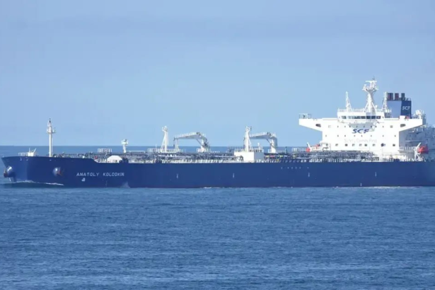 The Blockade Breaker: Why Trump Blinked as a Russian Oil Tanker Reached Havana