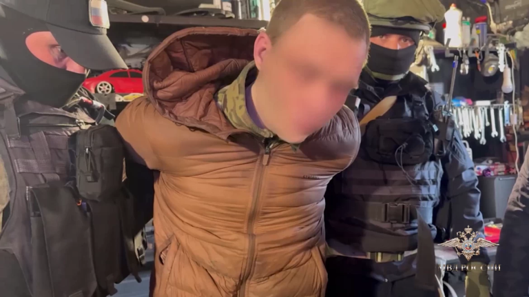 Russian authorities arrest alleged LeakBase admin behind stolen data marketplace