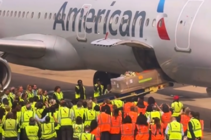 A Silent Return: American Airlines Crew Honors Slain Colleague at DFW