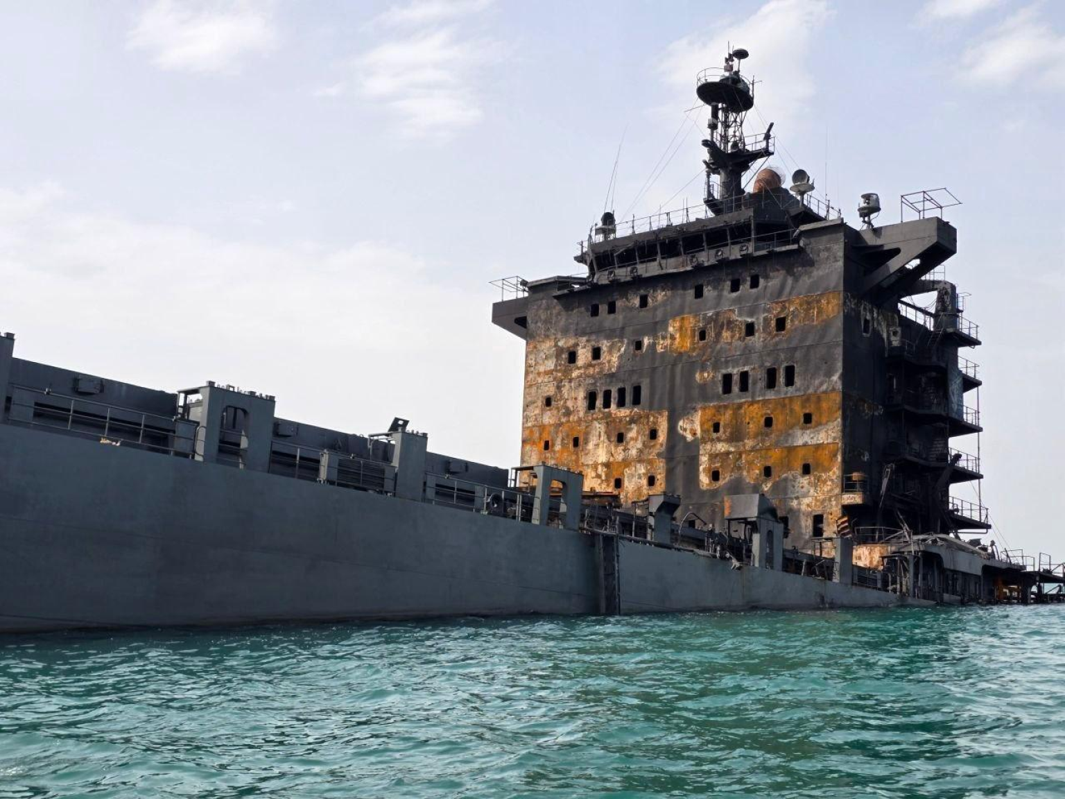 Ghost Ship Down: The IRGC “Shahid Mahdavi” Semi-Sunken After US Precision Strikes