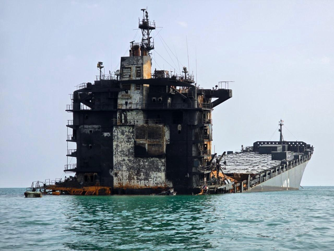 Ghost Ship Down: The IRGC "Shahid Mahdavi" Semi-Sunken After US Precision Strikes 1 image 291