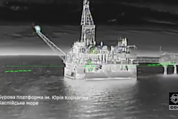 Caspian Strike: Ukrainian Long-Range Drones Hit Russian Oil Platforms 1,000km from Front