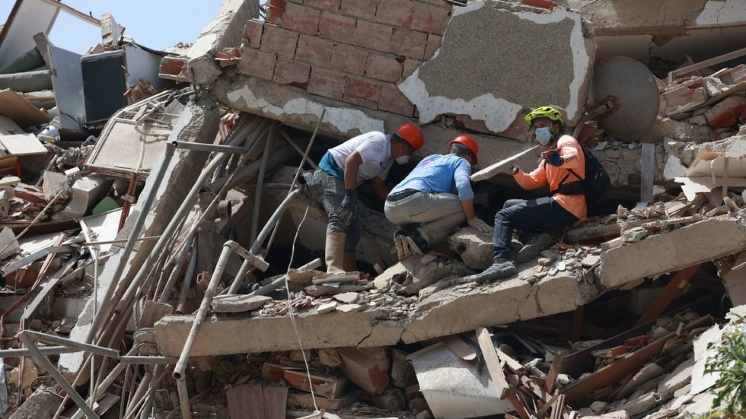 More earthquakes rock Venezuela as death toll rises to 1,430 More earthquakes rock Venezuela as death toll rises to 1,430