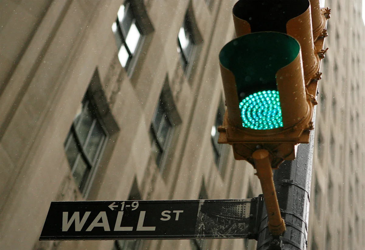 Dow, S&P 500, Nasdaq drop as chip stocks sink on OpenAI report, oil rises Dow, S&P 500, Nasdaq drop as chip stocks sink on OpenAI report, oil rises