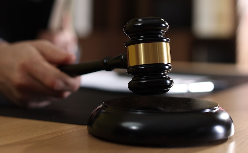 Judge strikes down Kansas’ informed-consent requirements for abortion Judge strikes down Kansas’ informed-consent requirements for abortion