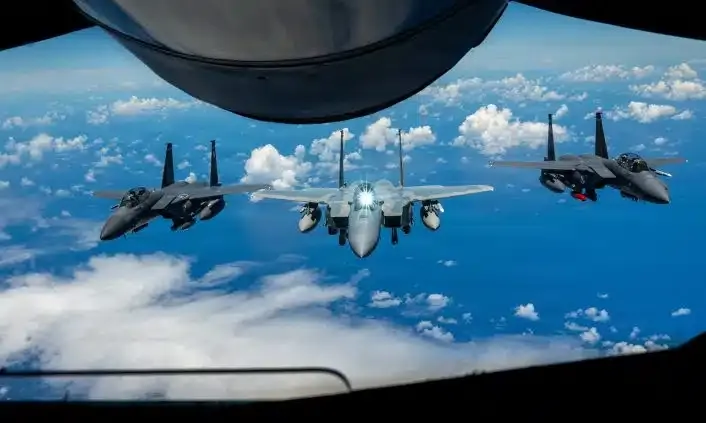 Panic in the US Congress: Not enough planes! | Philly PI