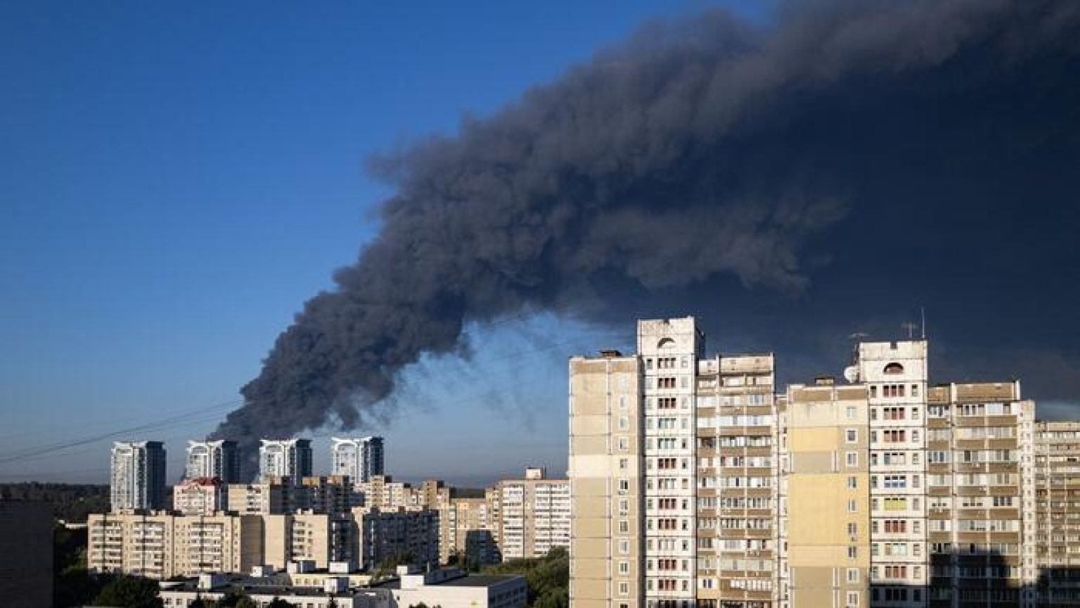 Russia Hits Kiev Ammo Dump Next To Homes; Ukraine Admits 90% Of Retail Food Logistics Wrecked Russia Hits Kiev Ammo Dump Next To Homes; Ukraine Admits 90% Of Retail Food Logistics Wrecked