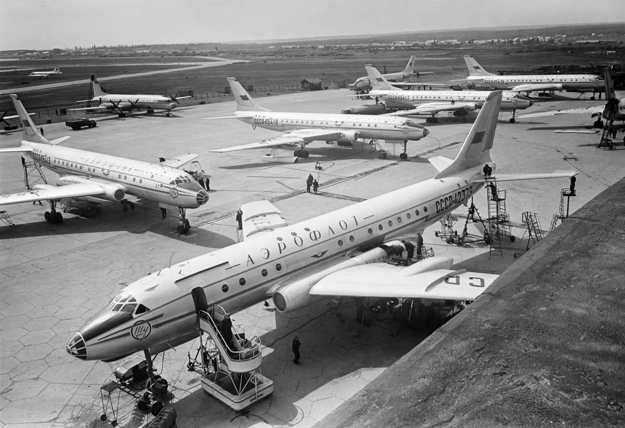 A new fuselage on someone else's wings: at what engineering cost did the Tu-104 usher in the jet age? | Philly PI