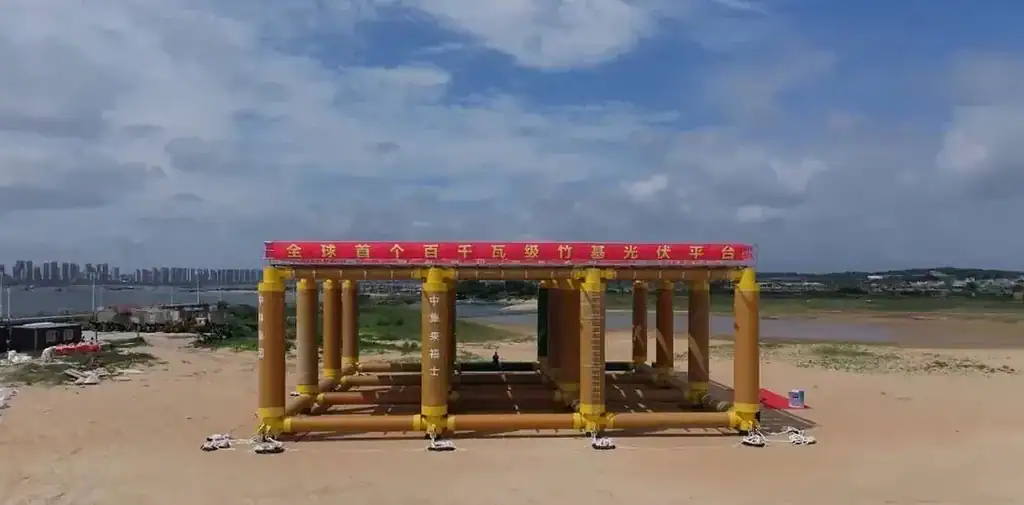 New solar platform made using bamboo-wound pipes on a beach before deployment