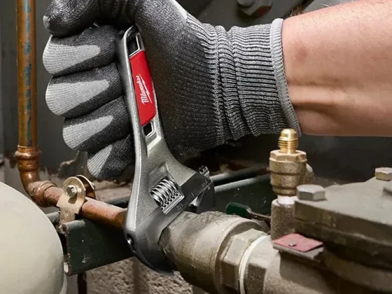Milwaukee 6-inch Wide Jaw Adjustable Wrench 48-22-7506 Used on Pipe Fitting