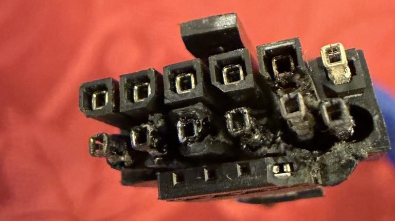 RTX 5090 connector melt