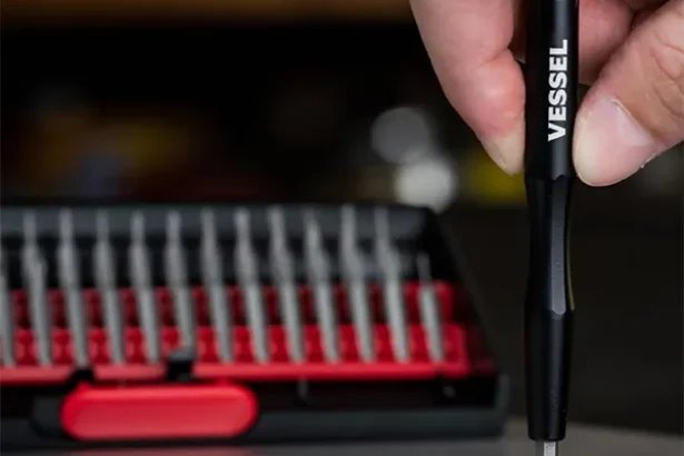Vessel Precision Screwdriver Set Hero